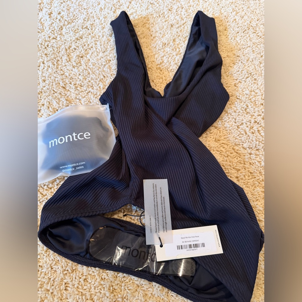 Montce Black Ribbed One-Piece Swimsuit with Waist Ring - Picture 4 of 5